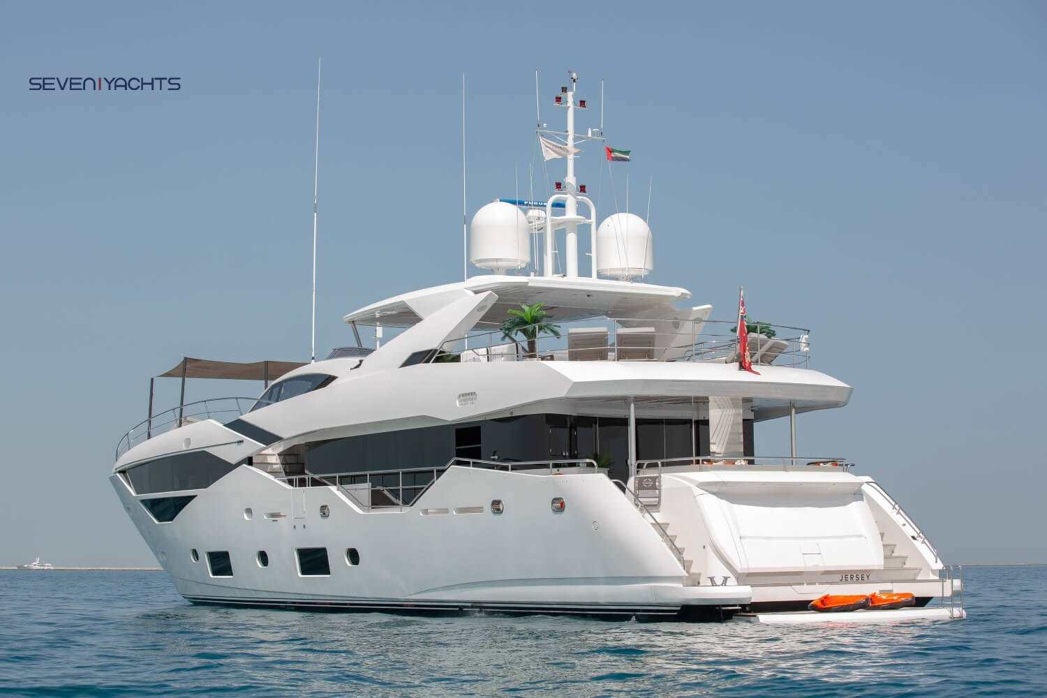 116ft-yacht-sunseeker-2